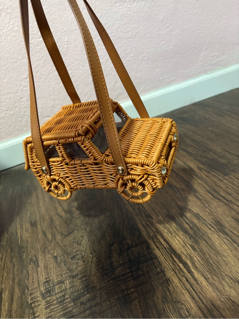 Wicker Rattan Jeep Car-Shaped Novelty Purse Tommy Bahama